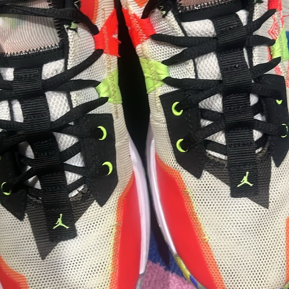 Gently used air Jordan for men super well maintained and kept look like new - Picture 10 of 10